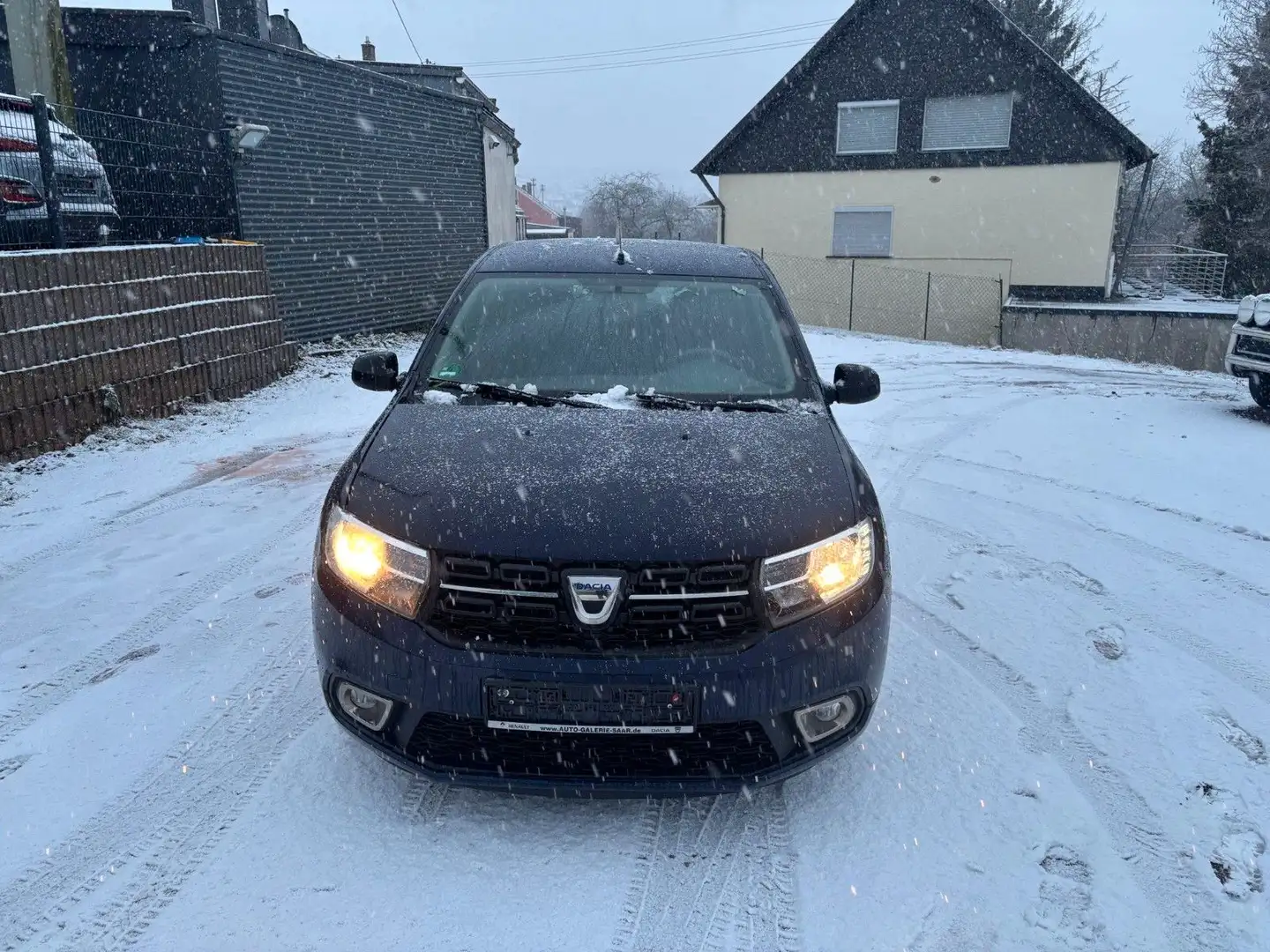 Dacia Sandero II mit Anhängerkupplung Blau - 2