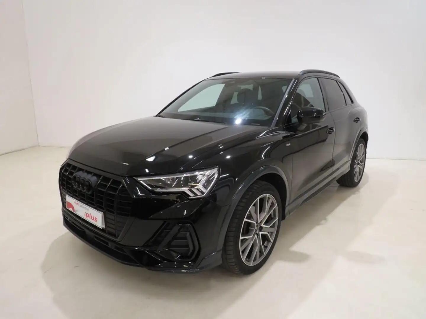 Audi Q3 35 TDI Advanced S tronic 110kW Schwarz - 1