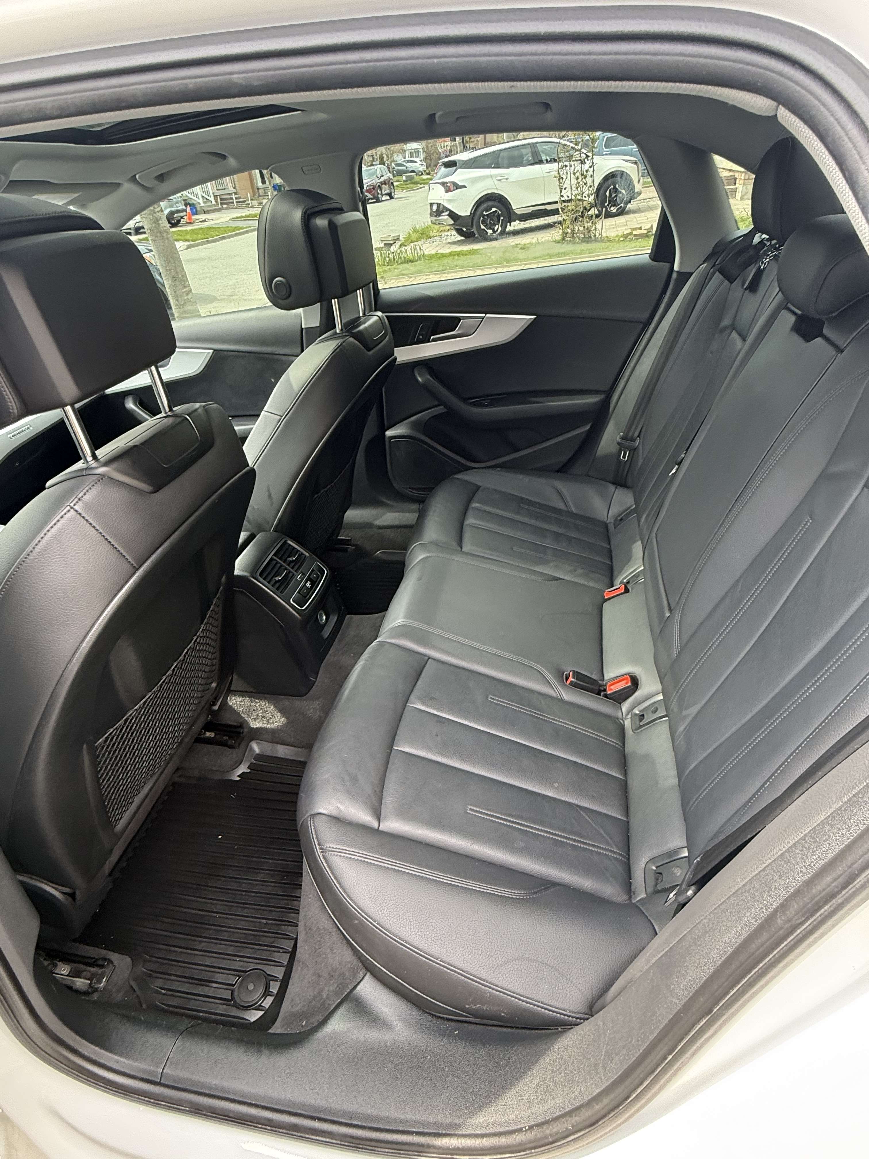 2018 Audi A4 Komfort thumb 10
