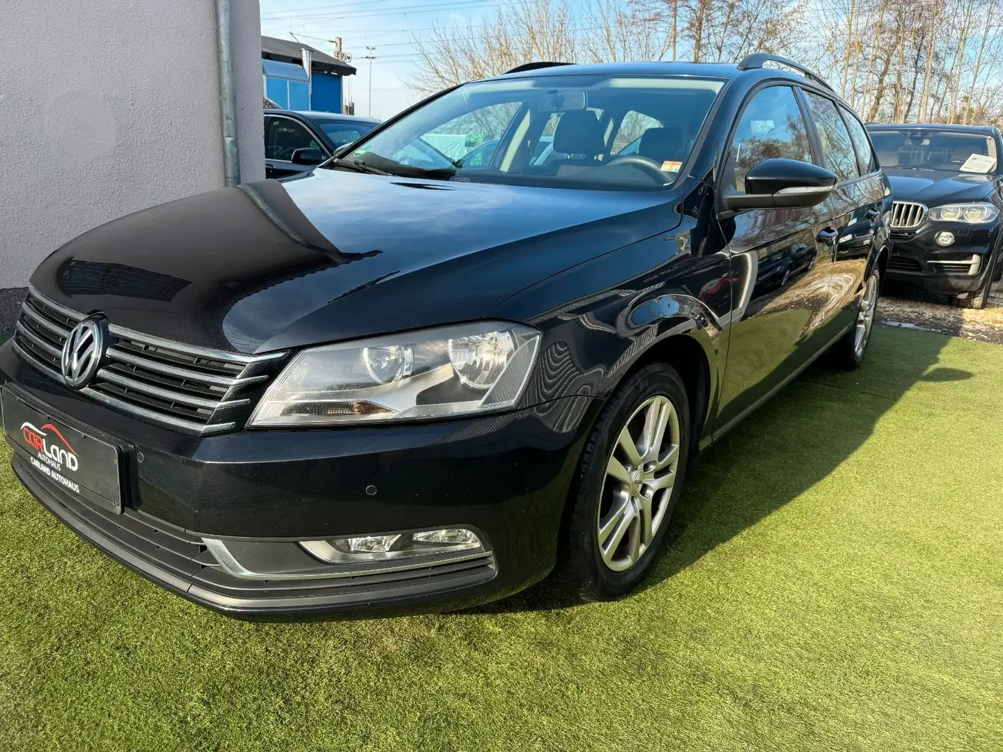 Volkswagen Passat Variant Trendline BlueMotion Automatik Schwarz - 2