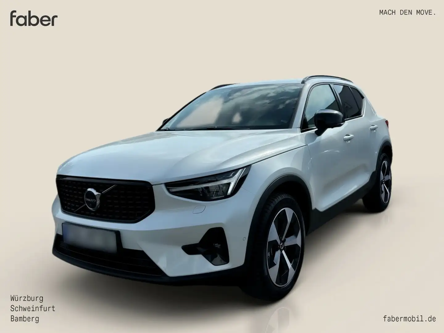 Volvo XC40 B4 2WD Plus Dark Benzin Weiß - 1