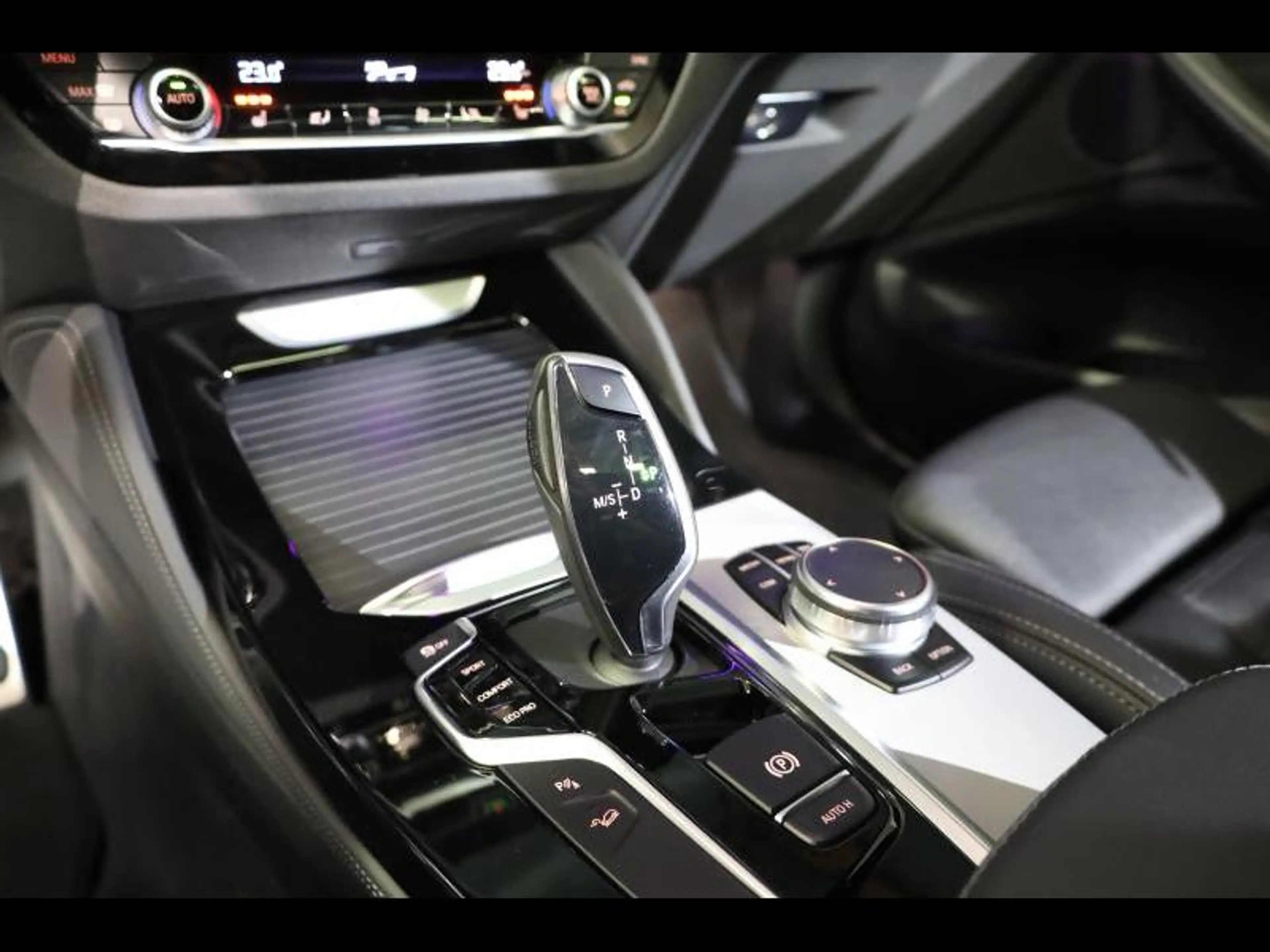 BMW X4 xDrive30i Kit M Sport — photo 13