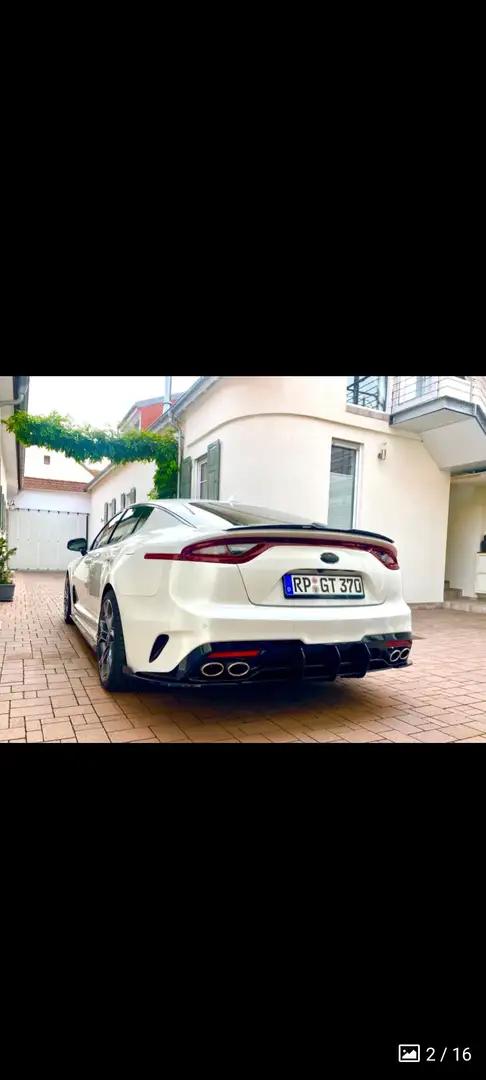 Kia Stinger 3.3 T-GDI AWD GT - 2