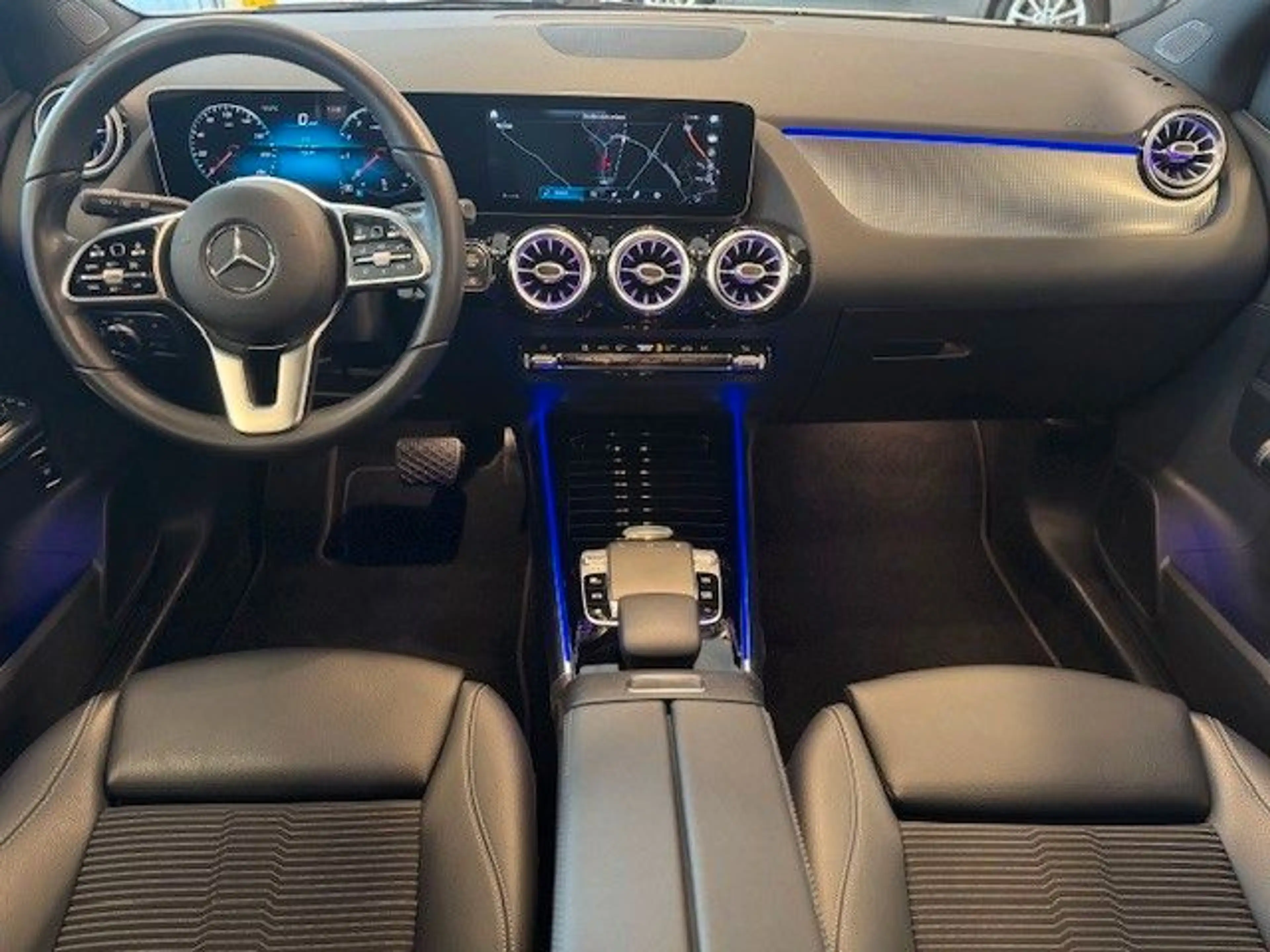 Mercedes-Benz B 180 Edition 19 / Prog. Carplay LED Rü-Ka TWA — photo 12