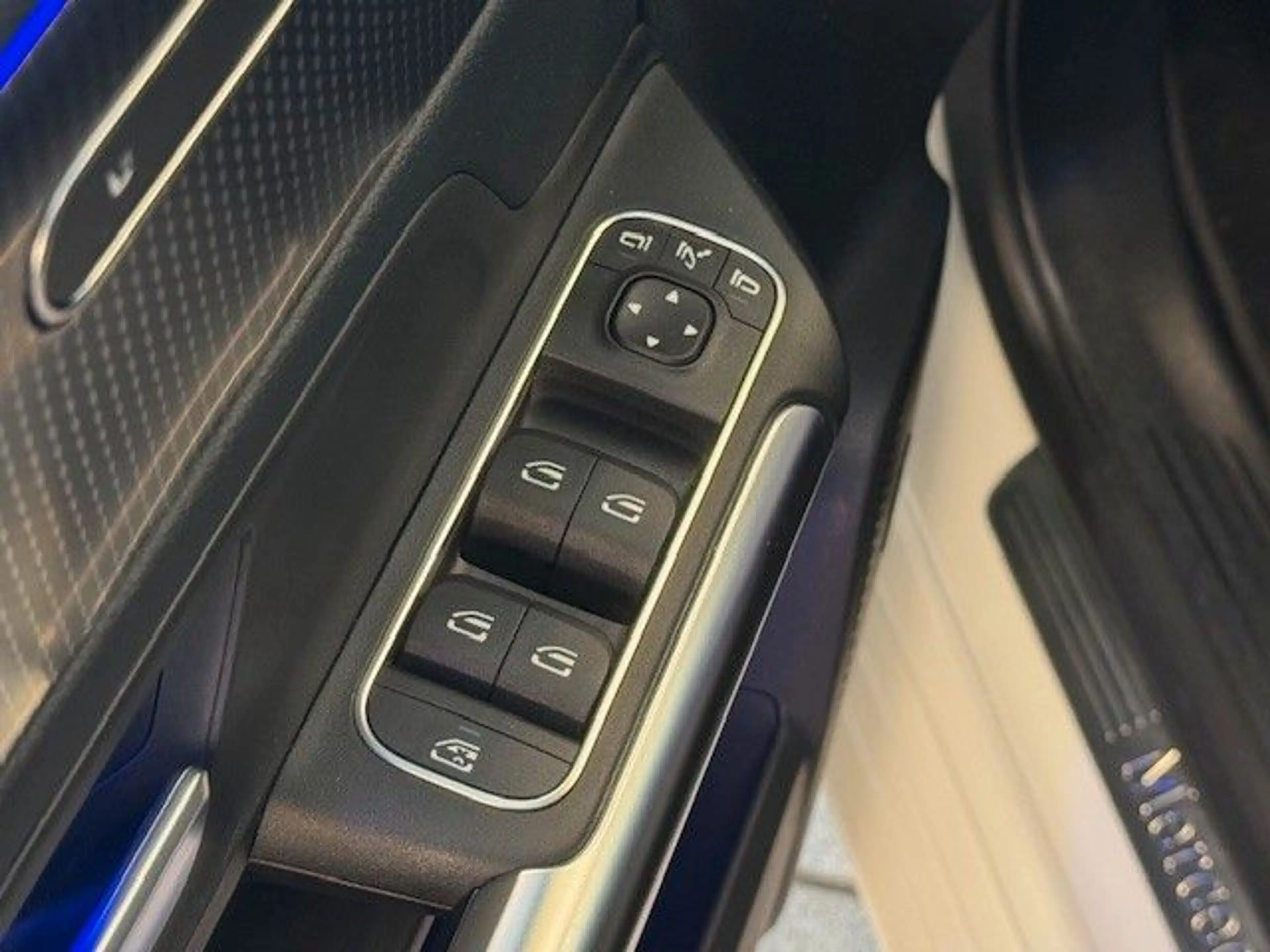Mercedes-Benz B 180 Edition 19 / Prog. Carplay LED Rü-Ka TWA — photo 13