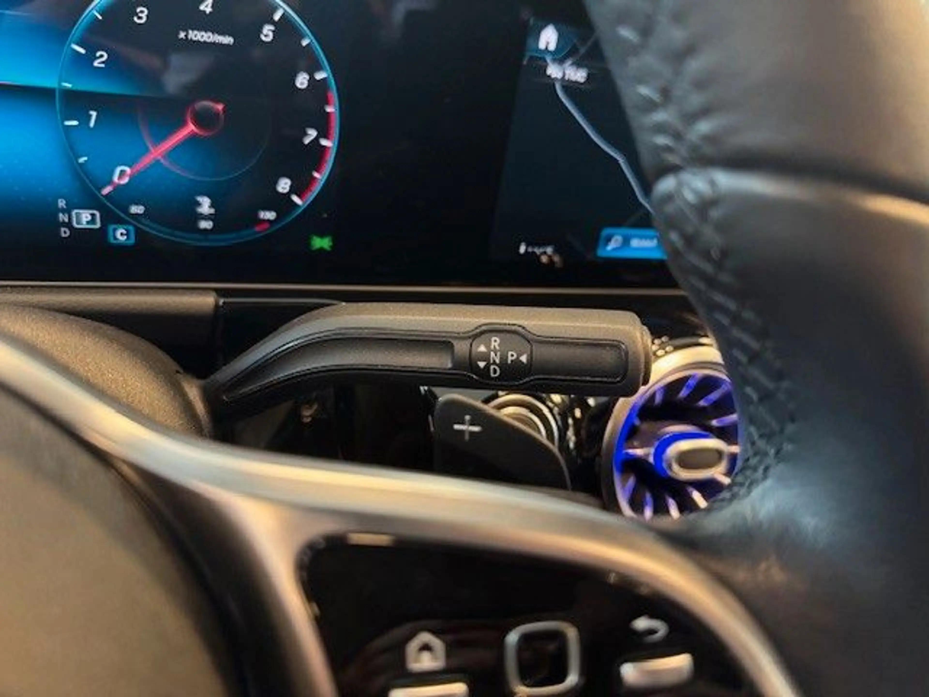 Mercedes-Benz B 180 Edition 19 / Prog. Carplay LED Rü-Ka TWA — photo 19