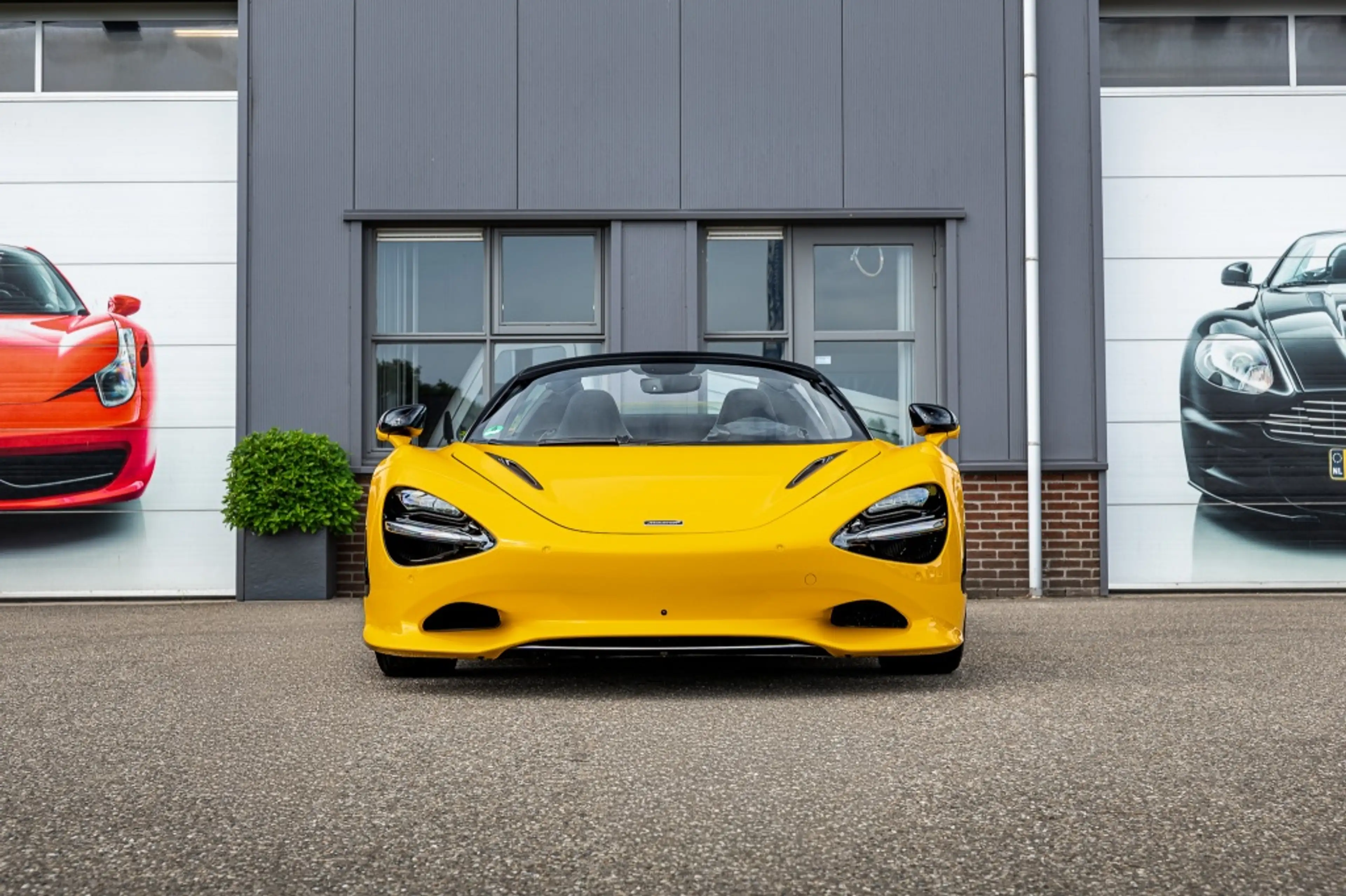 McLaren 750S Spider — photo 7