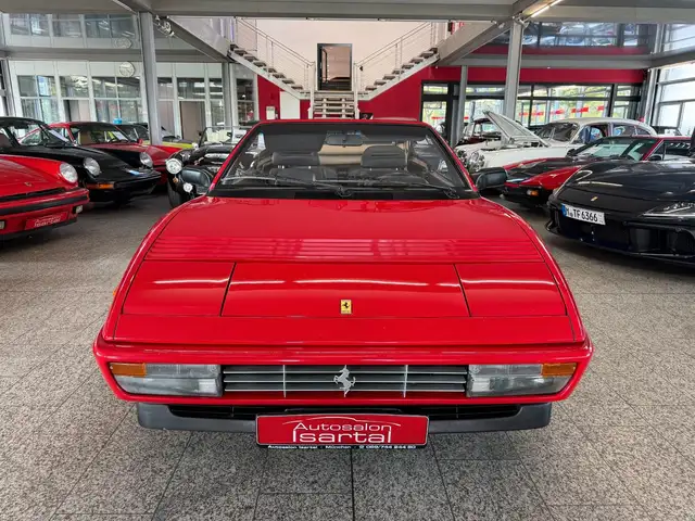 Ferrari Mondial view 28