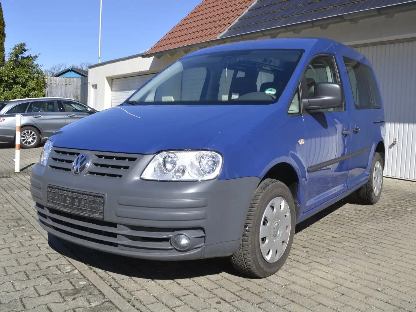 Volkswagen Caddy Life Blau - 2
