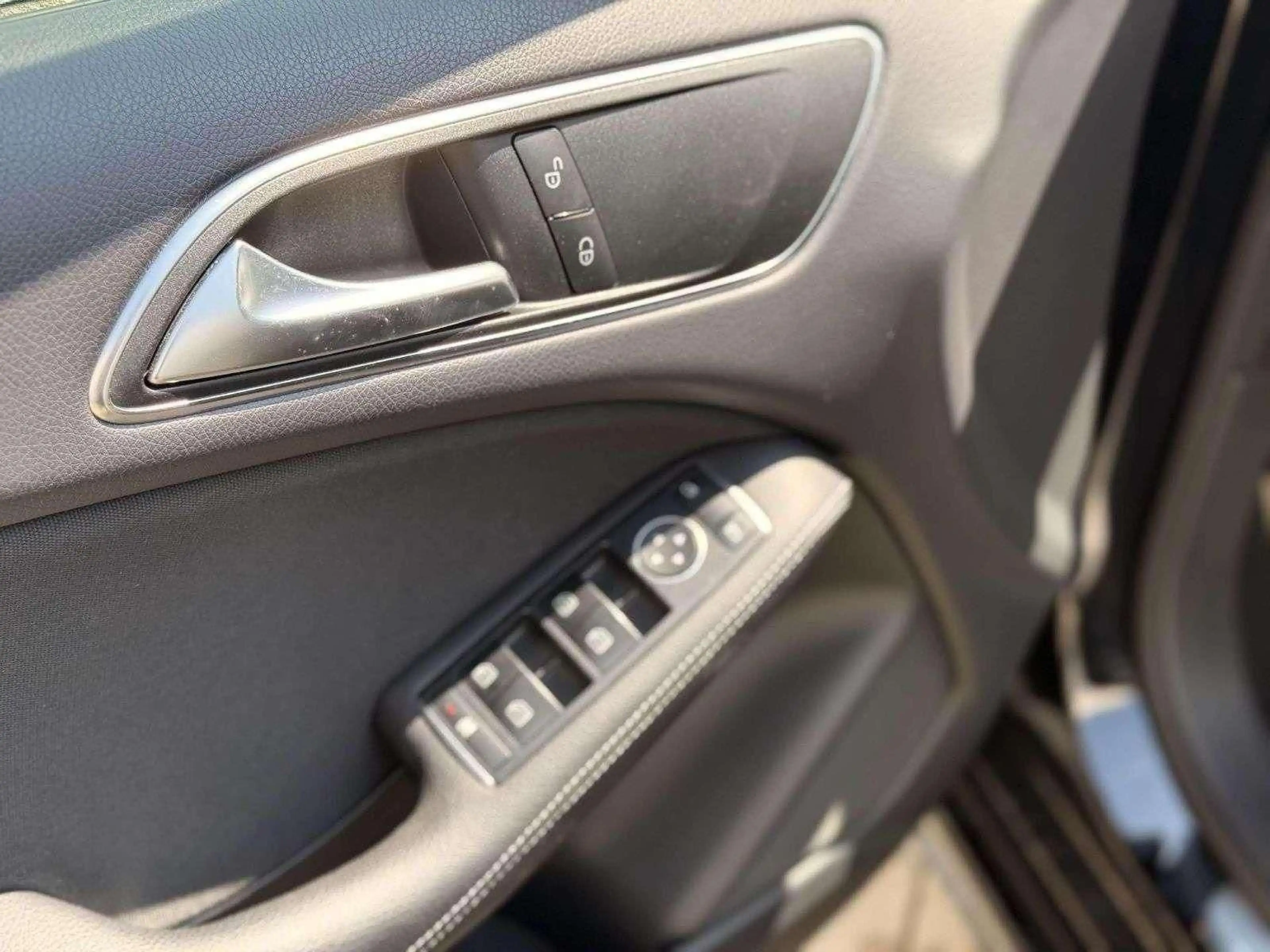 Mercedes-Benz B 180 Diesel 5Trg.,Klima-NAVI,Tempomat-ALU-6-Gan — photo 12