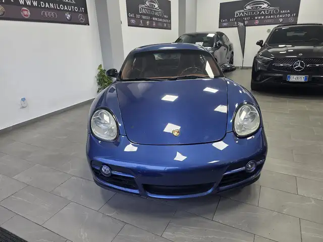 Porsche Cayman 2.7