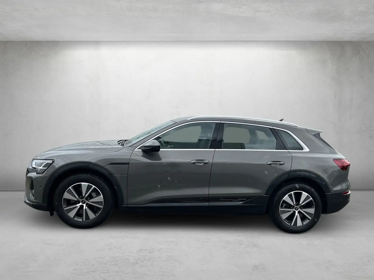 Audi Q8 e-tron advanced 50 quattro *SOH94%*Matrix*AHK 3
