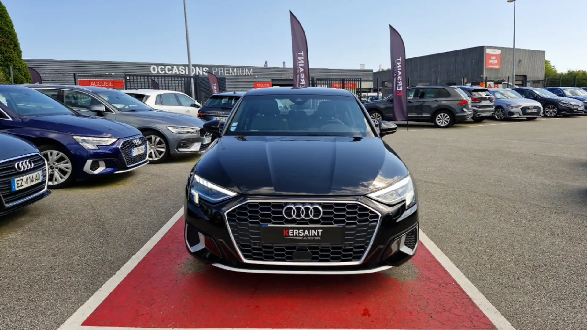 Audi A3 35 TDI 150 S tronic 7 DESIGN LUXE Noir - 2