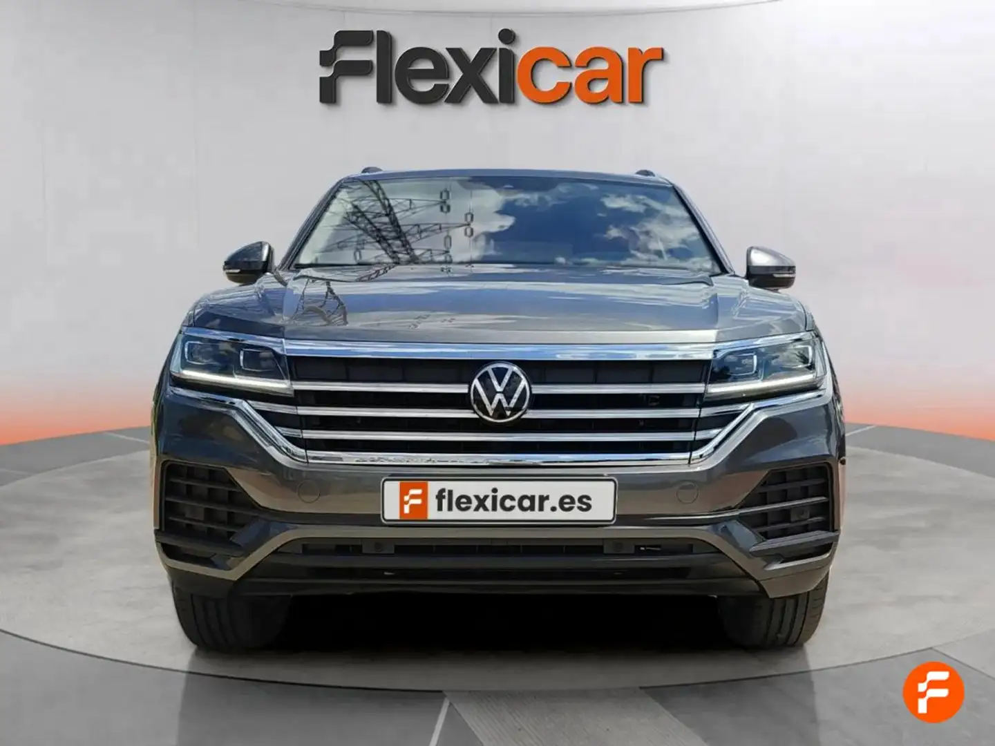 Volkswagen Touareg Prem Atmos 3.0 V6 TDI 210kW Tip 4M Gris - 2