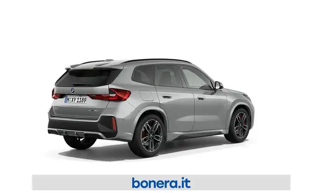 BMW X1 view 2