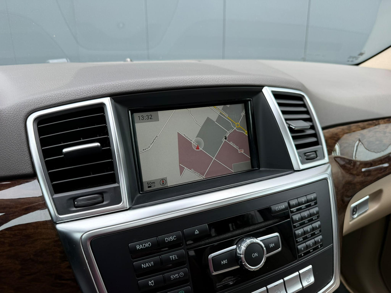 Mercedes-Benz ML 350 M-klasse pano / camera / leder / memory — photo 18
