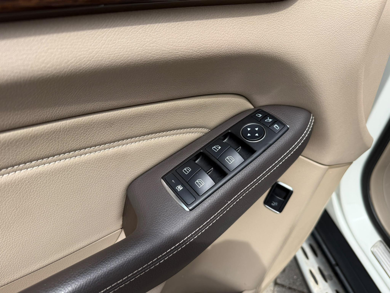 Mercedes-Benz ML 350 M-klasse pano / camera / leder / memory — photo 16