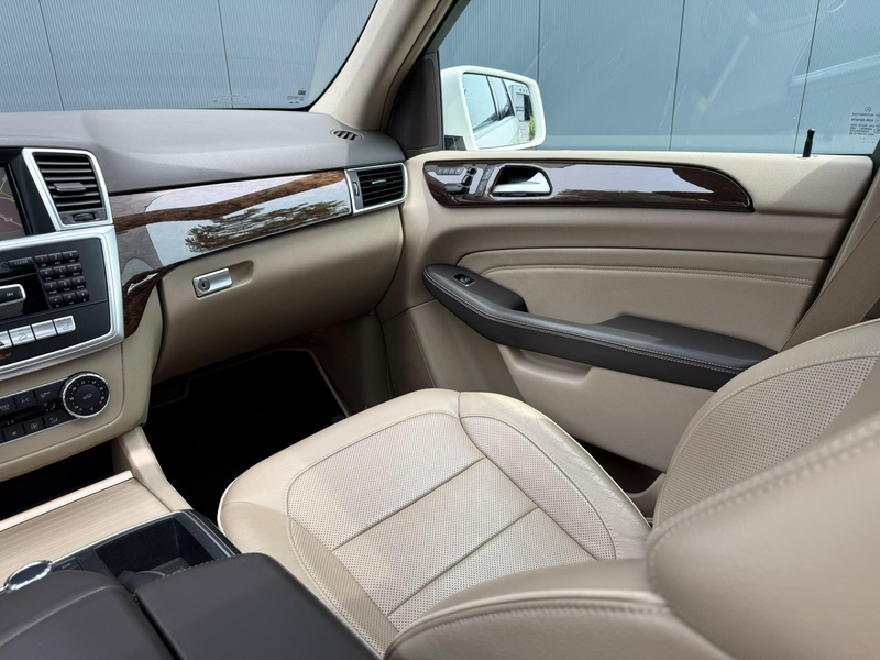 Mercedes-Benz ML 350 M-klasse pano / camera / leder / memory — photo 25