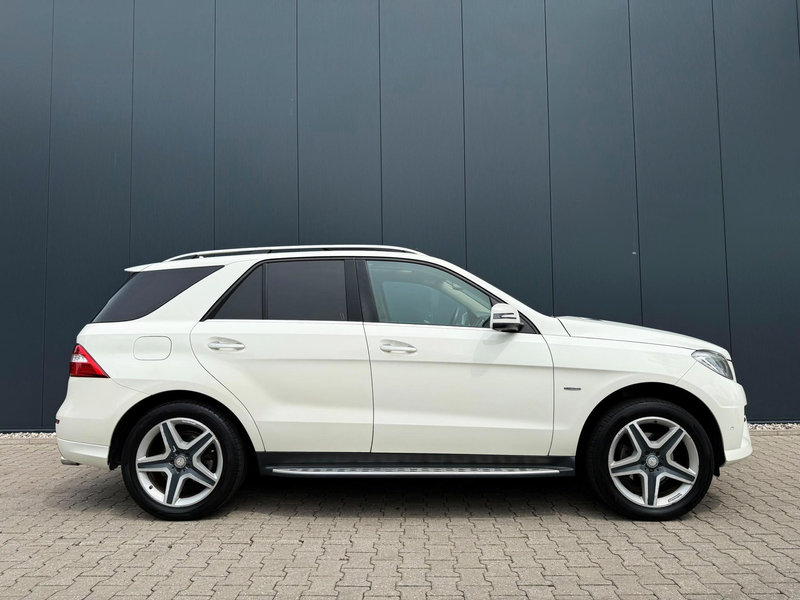 Mercedes-Benz ML 350 M-klasse pano / camera / leder / memory — photo 9