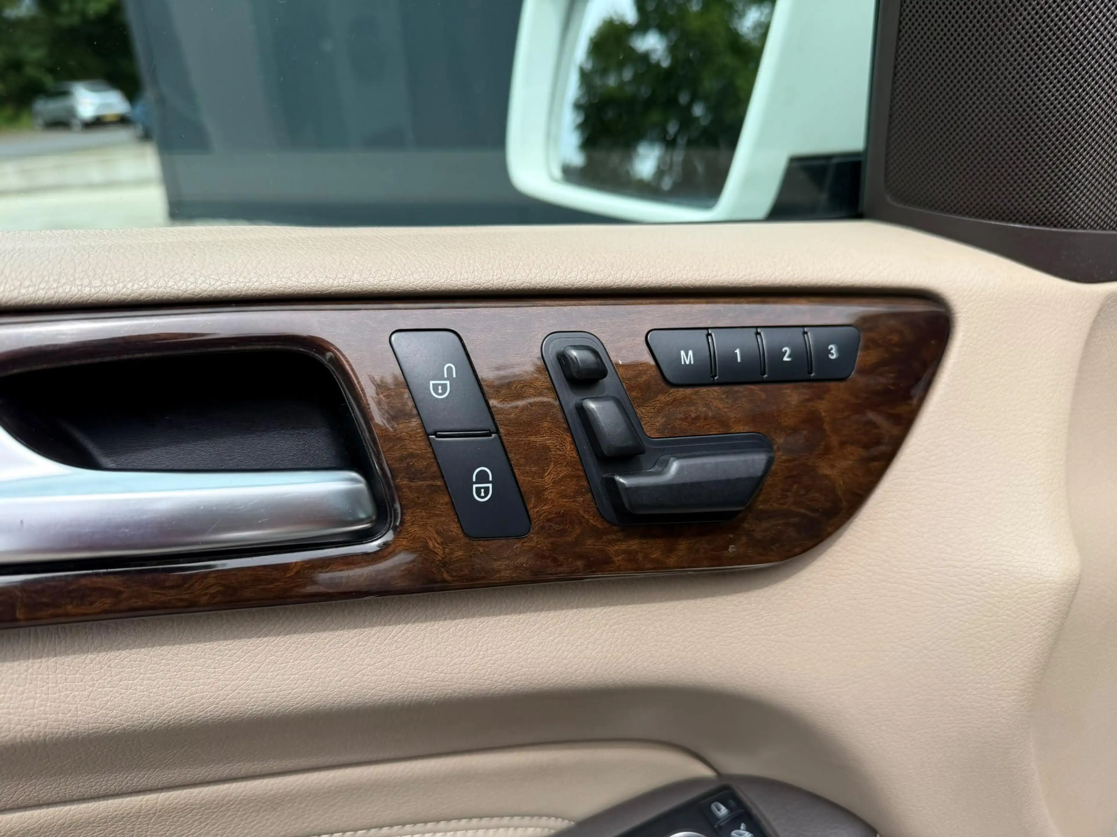 Mercedes-Benz ML 350 M-klasse pano / camera / leder / memory — photo 15