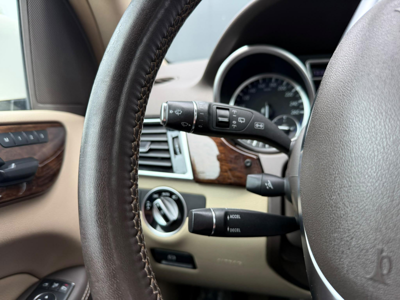 Mercedes-Benz ML 350 M-klasse pano / camera / leder / memory — photo 17