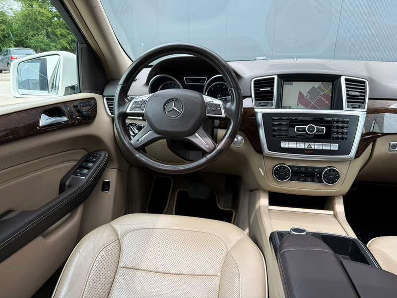 Mercedes-Benz ML 350 M-klasse pano / camera / leder / memory — photo 24