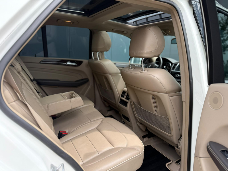 Mercedes-Benz ML 350 M-klasse pano / camera / leder / memory — photo 28