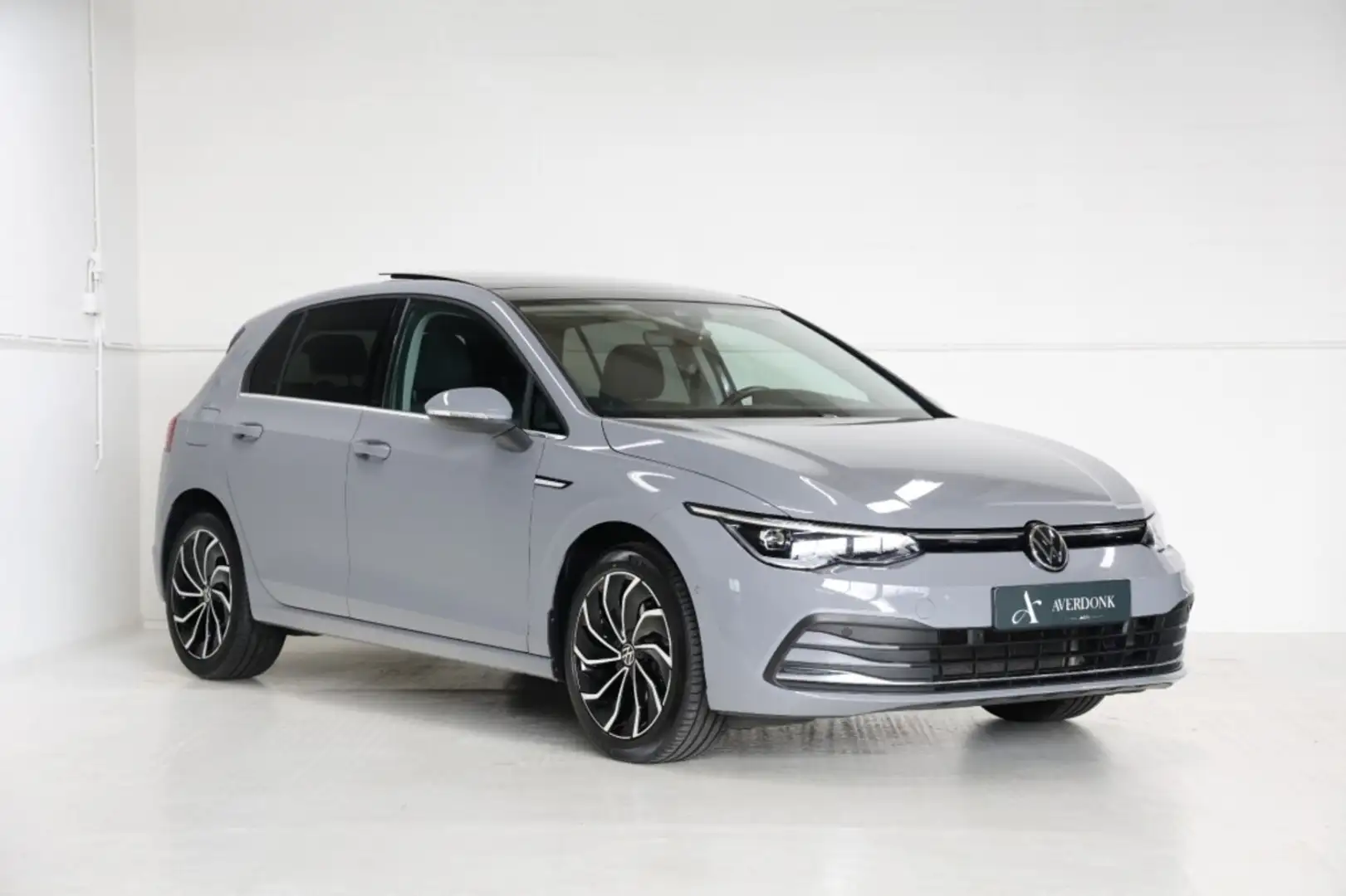 Volkswagen Golf 1.5 TSI Style NAP|Pano|Camera|Keyless|Sfeerv|Led Gris - 1