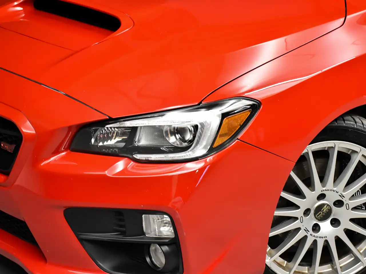 Subaru WRX снимка Subaru WRX