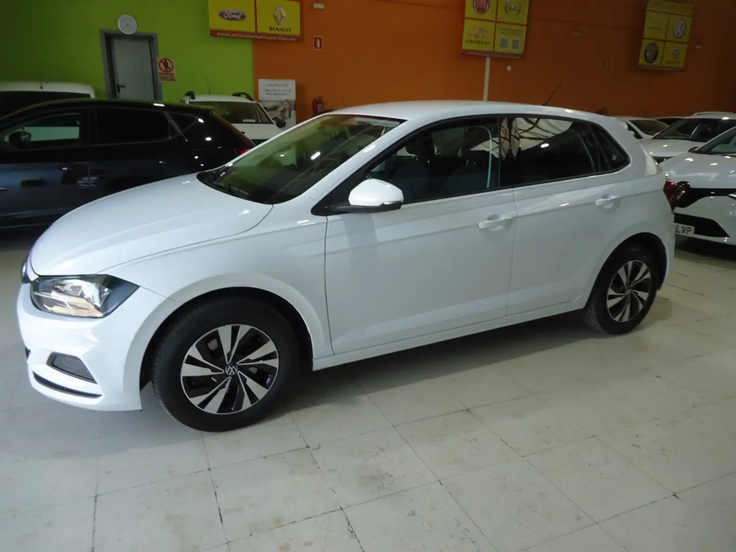 Volkswagen Polo 1.6TDI Advance 70kW Weiß - 1