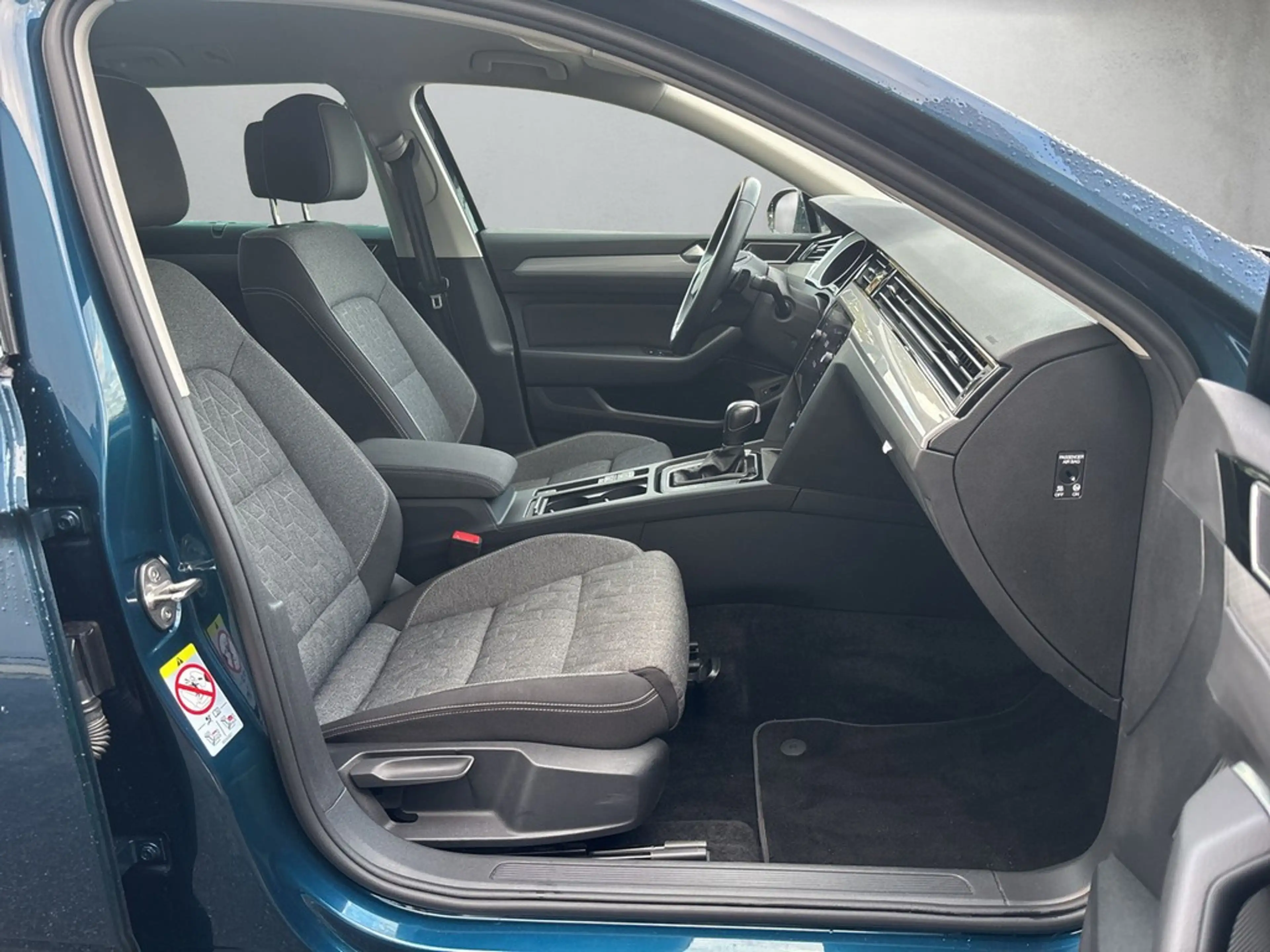 Volkswagen Passat Variant 2.0 TDI DSG Business *Navi*Kamera — photo 14