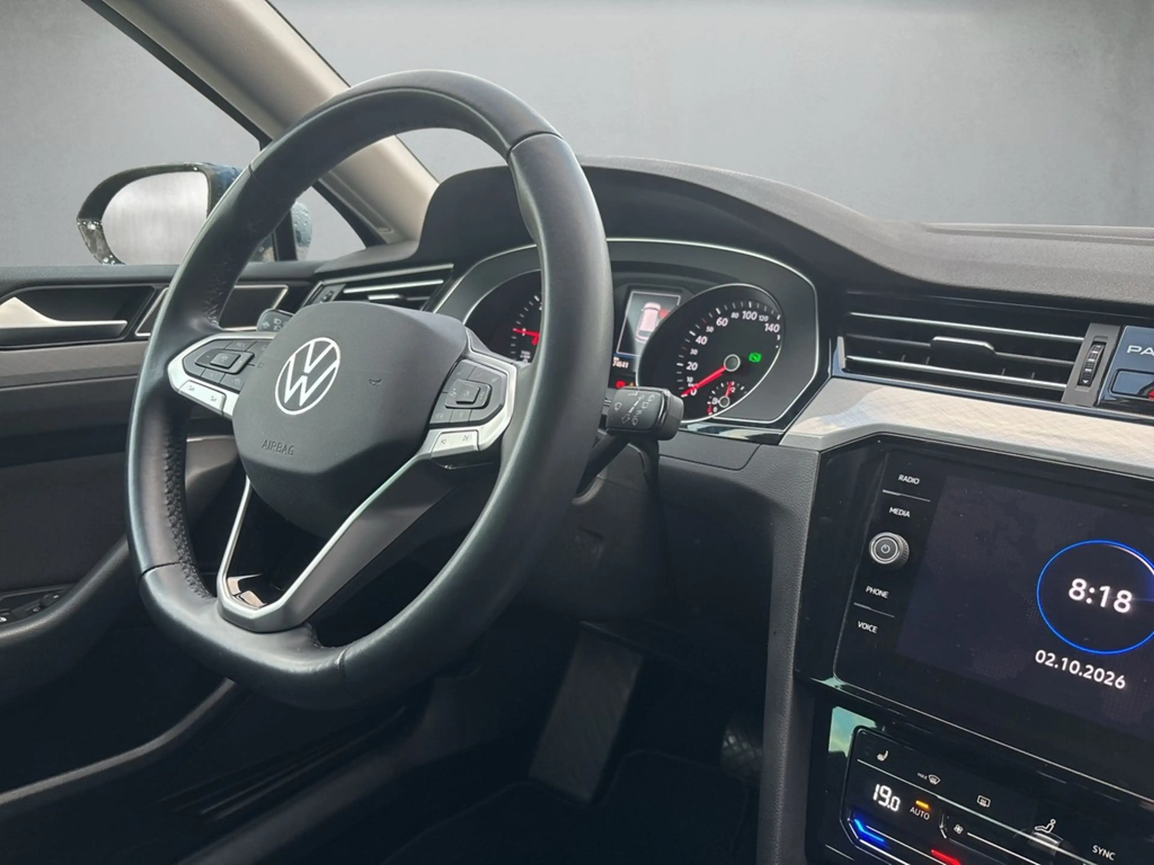 Volkswagen Passat Variant 2.0 TDI DSG Business *Navi*Kamera — photo 7