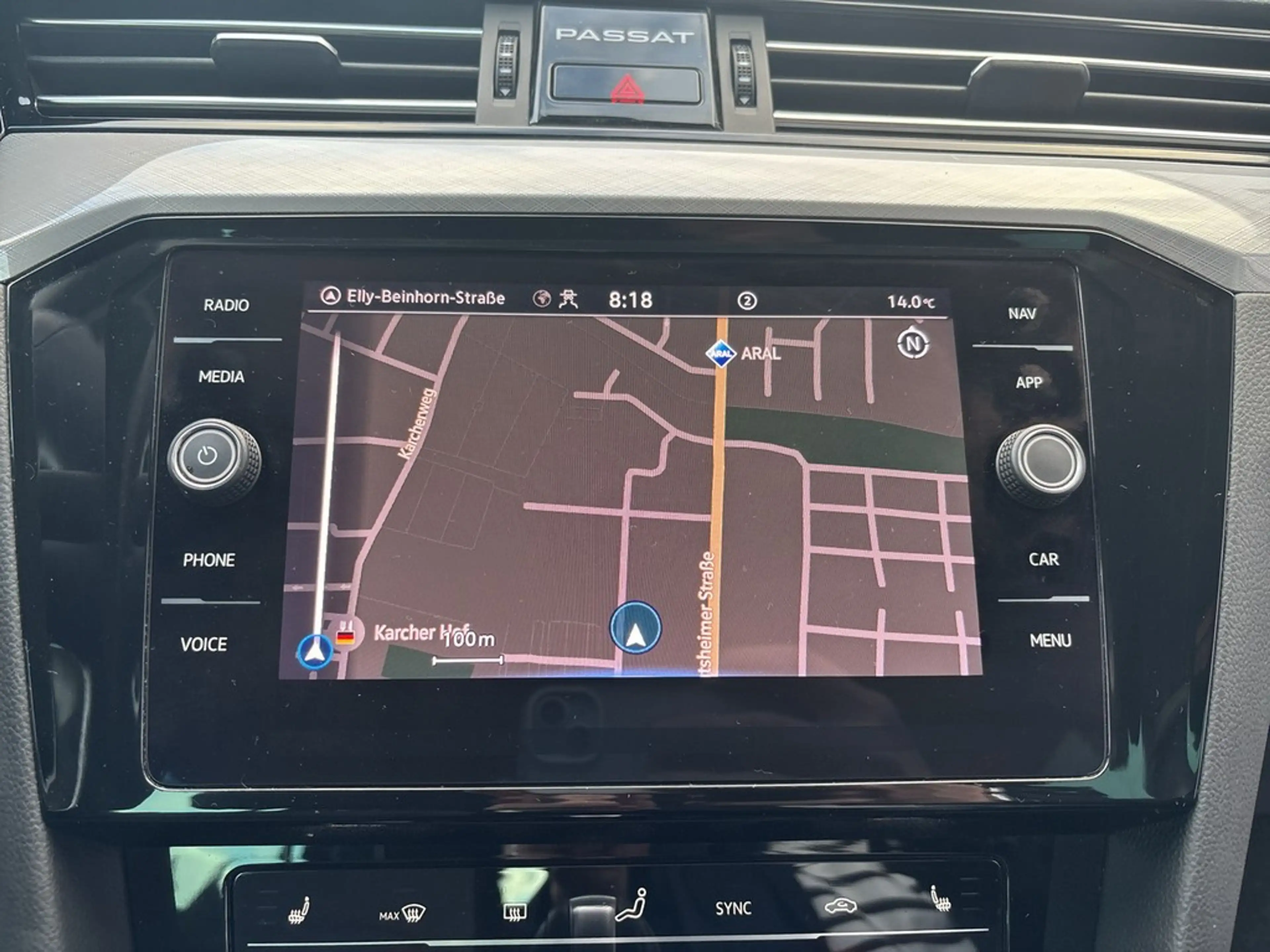 Volkswagen Passat Variant 2.0 TDI DSG Business *Navi*Kamera — photo 11
