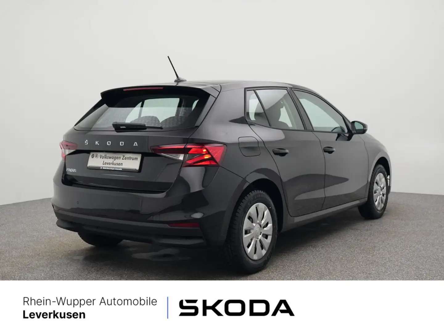 Skoda Fabia 1.0 Active *INKL. INZAHLUNGNAHME Schwarz - 2