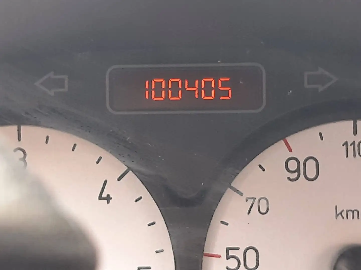 Peugeot 206 206 Sport Line 1,4 HDI 70 Sport Line Grau - 2