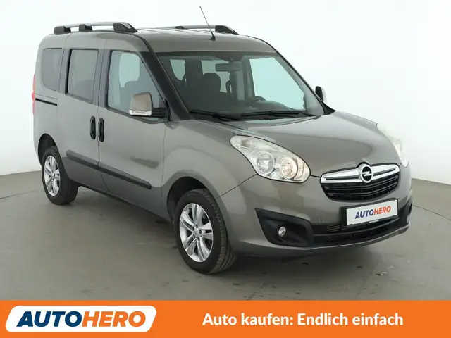 Opel Combo view 8