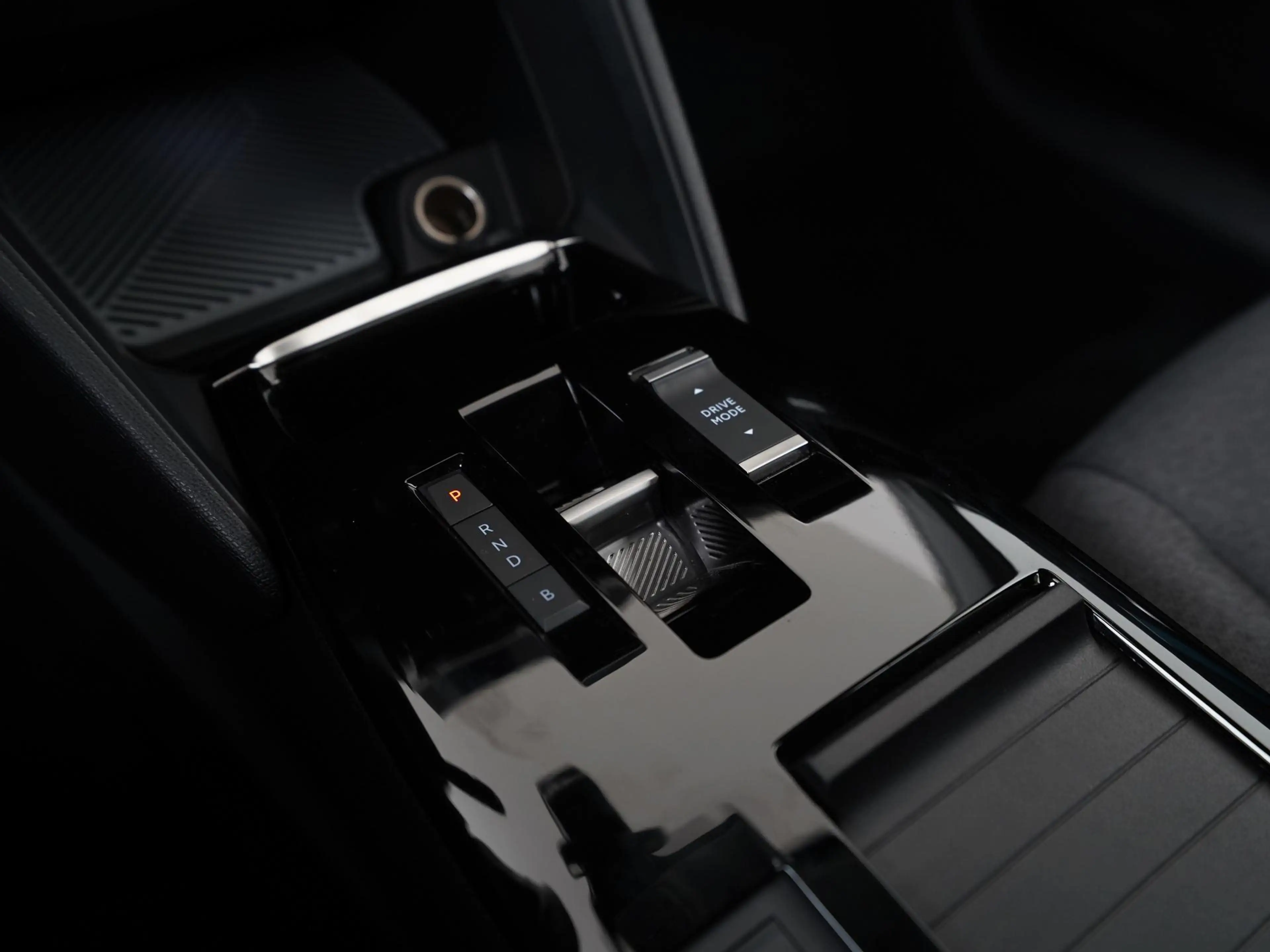 Citroen E-C4 Electric Shine 50 kWh | SOH 100% | 3 Fase | Zondag Open! — photo 11