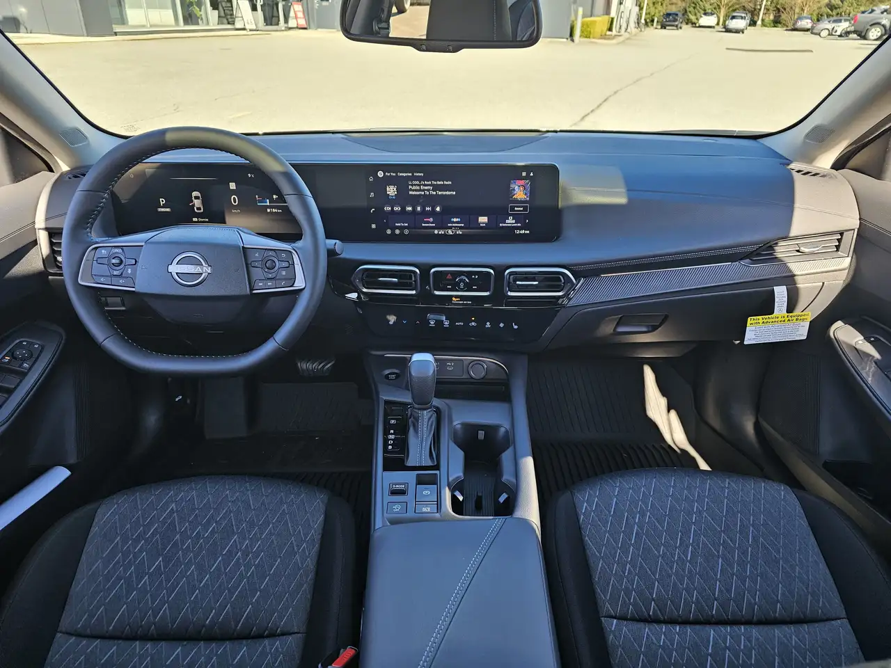 Nissan Sentra снимка Nissan Sentra