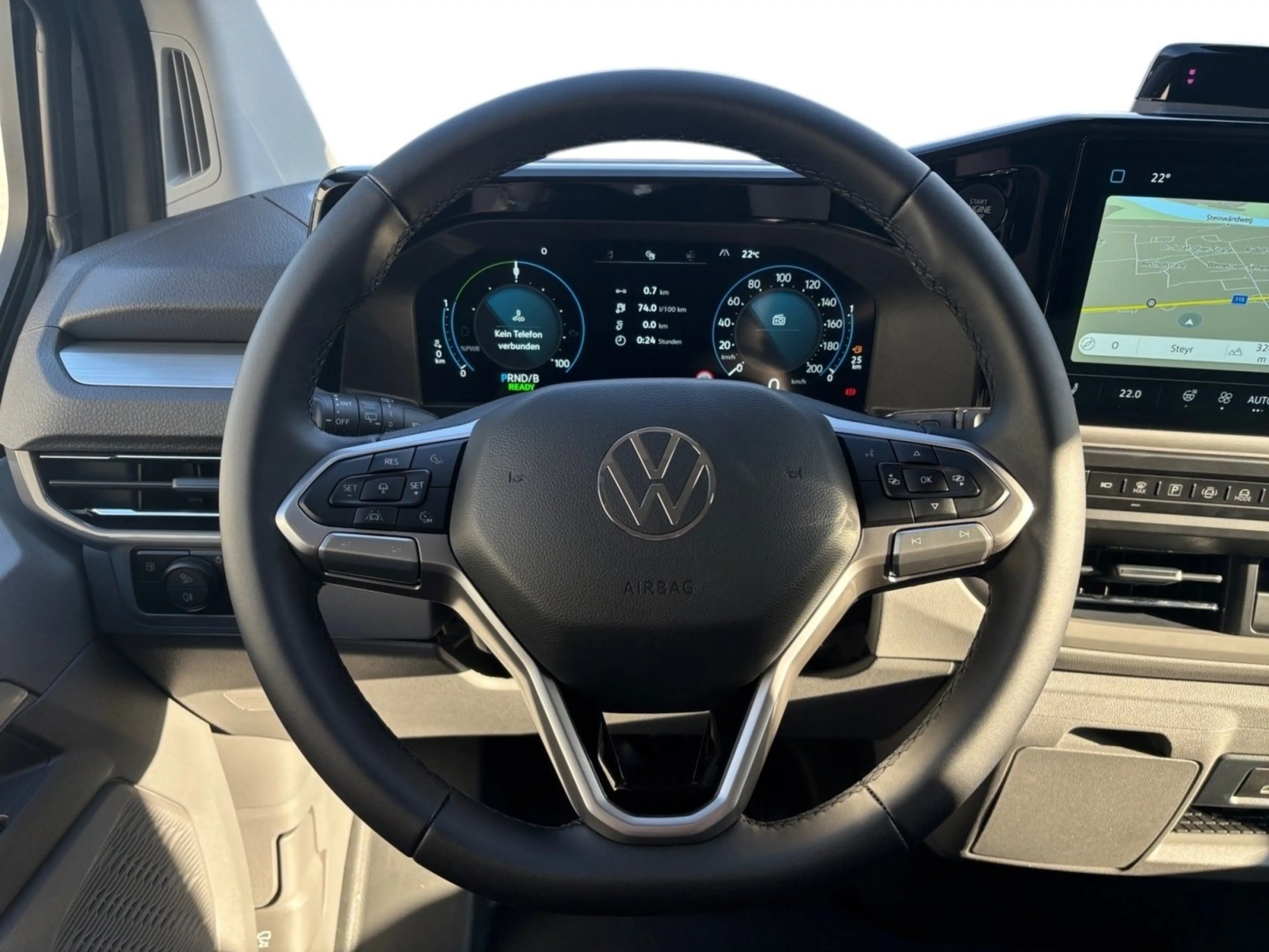 Volkswagen T7 Caravelle VW T7 Caravelle Edition LR eHybrid 171 kW — photo 10