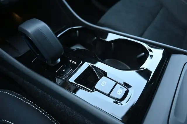 Volvo XC40 view 26