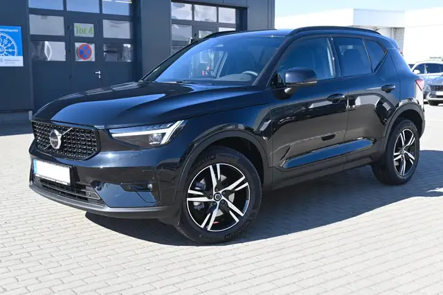 2026 Volvo XC40 in Black for sale
