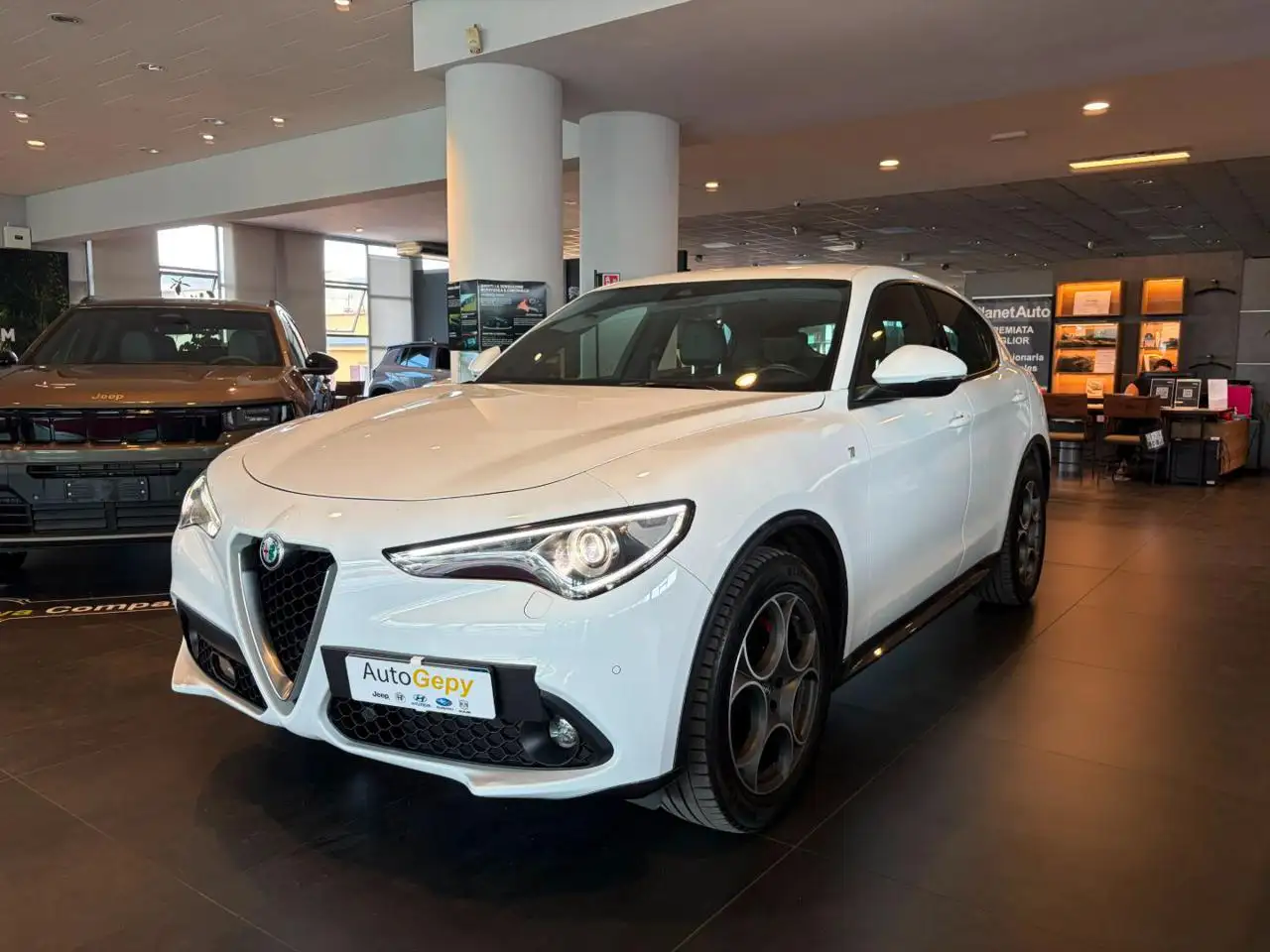 Alfa Romeo Stelvio 2022