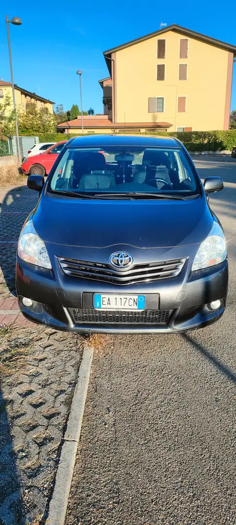 Toyota Verso Verso 2009 2.0 d-4d Sol mt Grigio - 1
