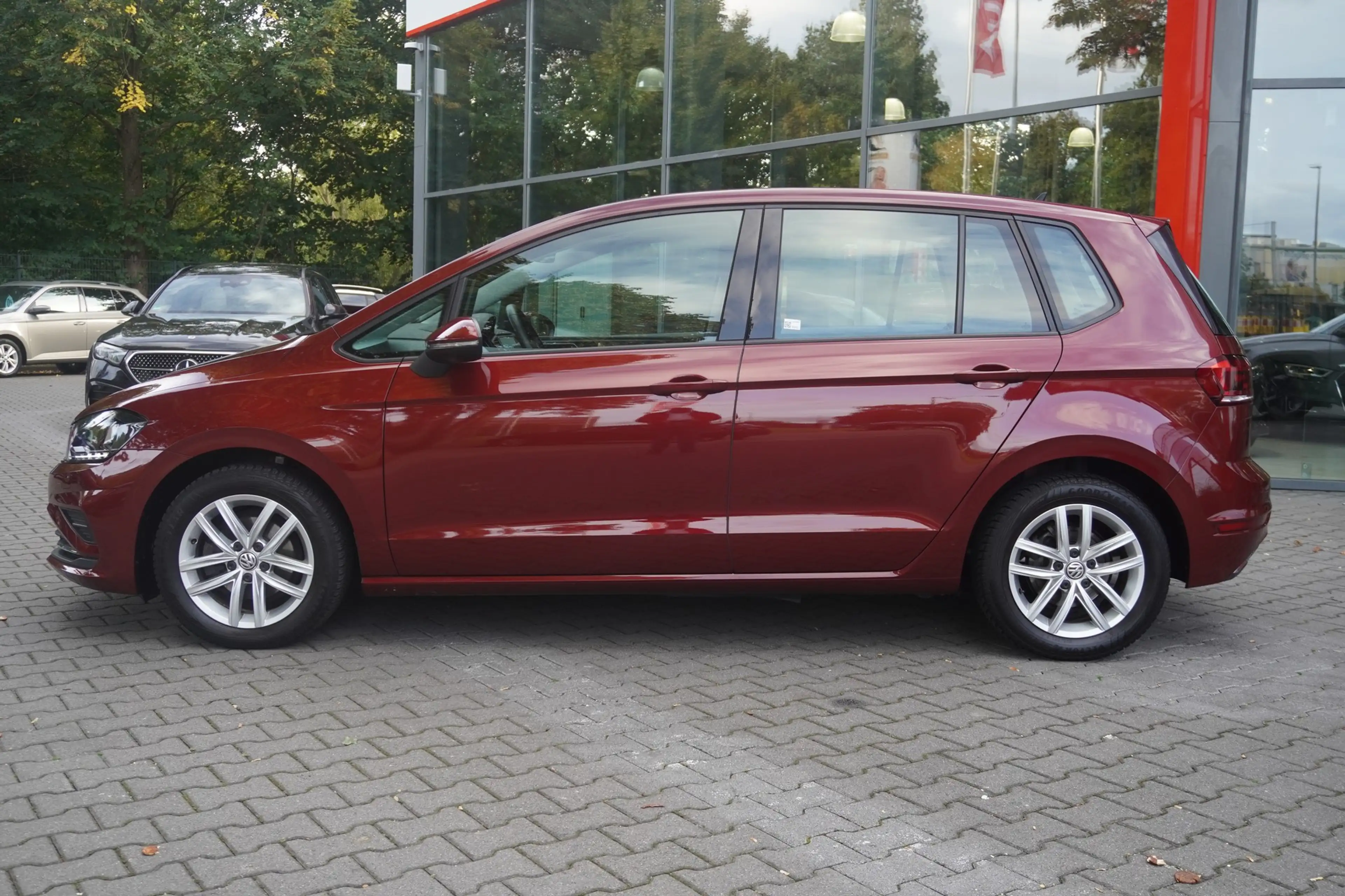 Volkswagen Golf Sportsvan VII 1.0 Comfortline ACC PDC USB — photo 9