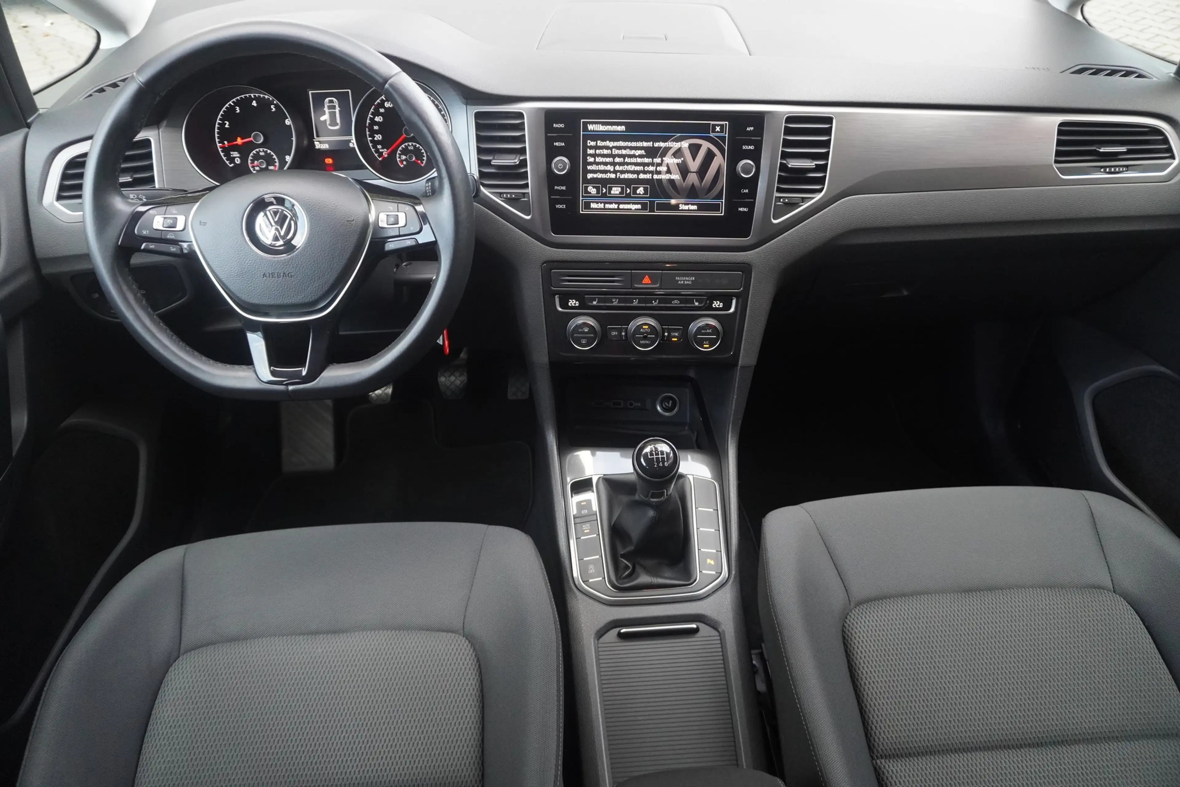 Volkswagen Golf Sportsvan VII 1.0 Comfortline ACC PDC USB — photo 12