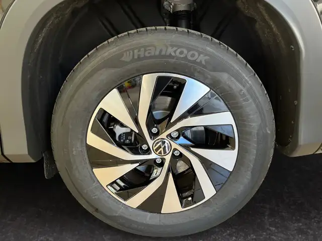 Volkswagen Tayron view 14