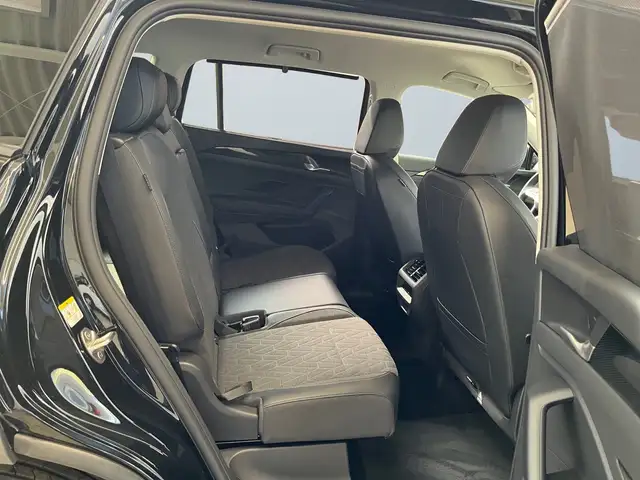 Volkswagen Tayron view 11