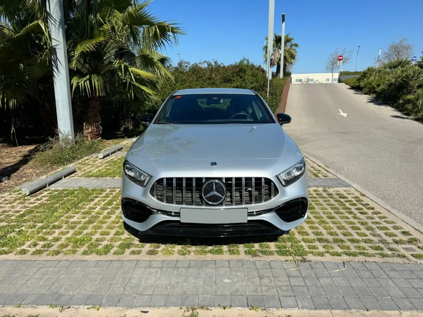 Mercedes-Benz A 200 7G-DCT Argent - 2
