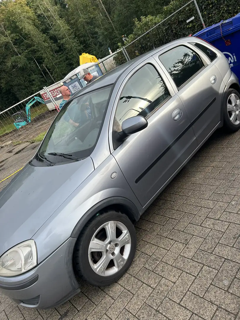 Opel Corsa 1.2i XEP 16v Sport Easytronic Grijs - 2