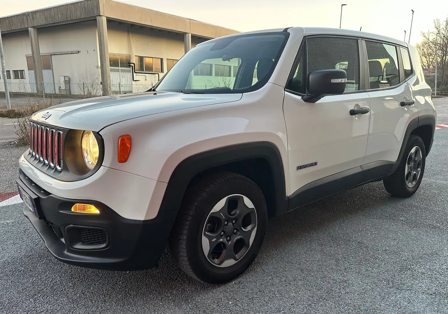 Jeep Renegade Renegade 2.0 mjt Sport 4wd 120cv Bianco - 1